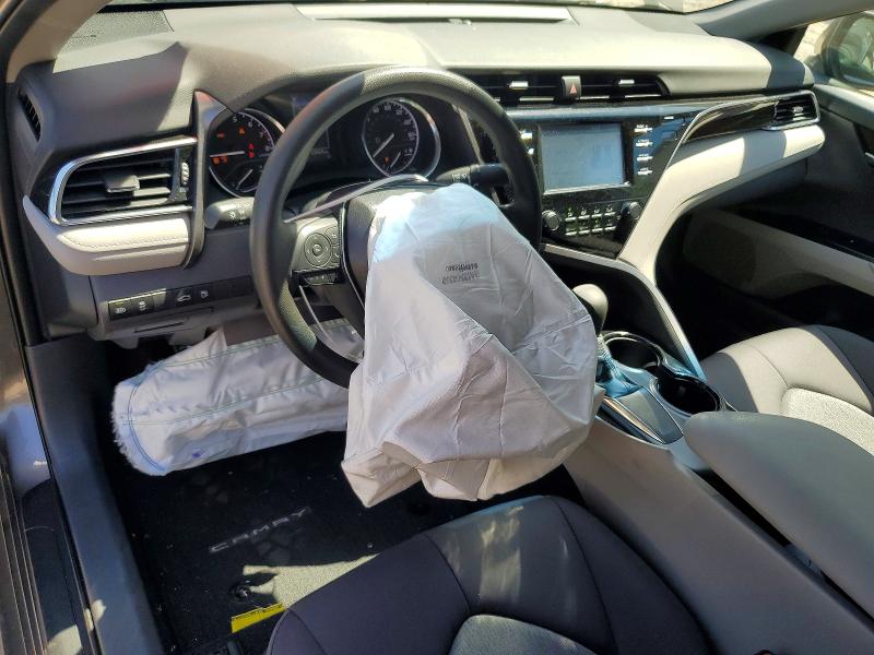 Продажа на аукционе авто 2018 Toyota Camry, vin: 4T1B11HKXJU641888, номер лота: 52294336