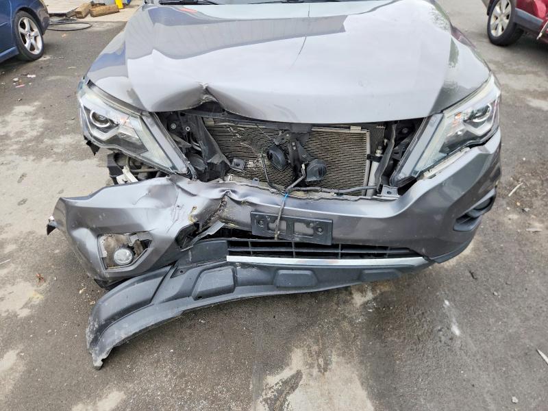 53088156 :رقم المزاد ، 5N1DR2CMXLC598047 vin ، 2020 Nissan Pathfinder مزاد بيع