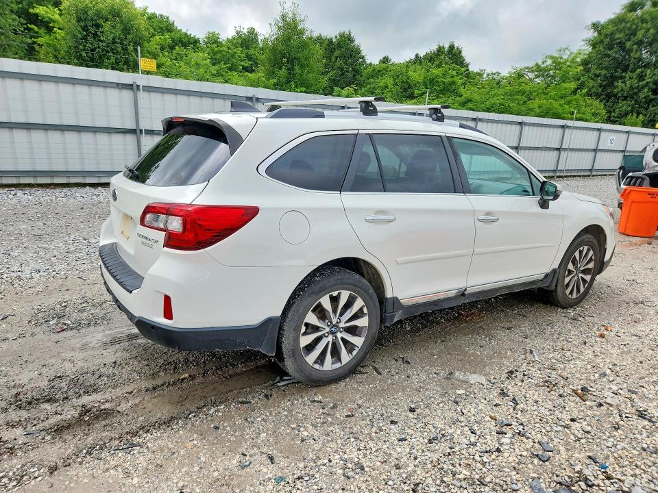 54710756 :رقم المزاد ، 4S4BSATC9H3283471 vin ، 2017 Subaru Outback مزاد بيع