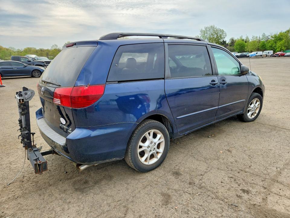 2005 Toyota Sienna მანქანა იყიდება აუქციონზე, vin: 5TDBA23C65S032589, აუქციონის ნომერი: 52454506