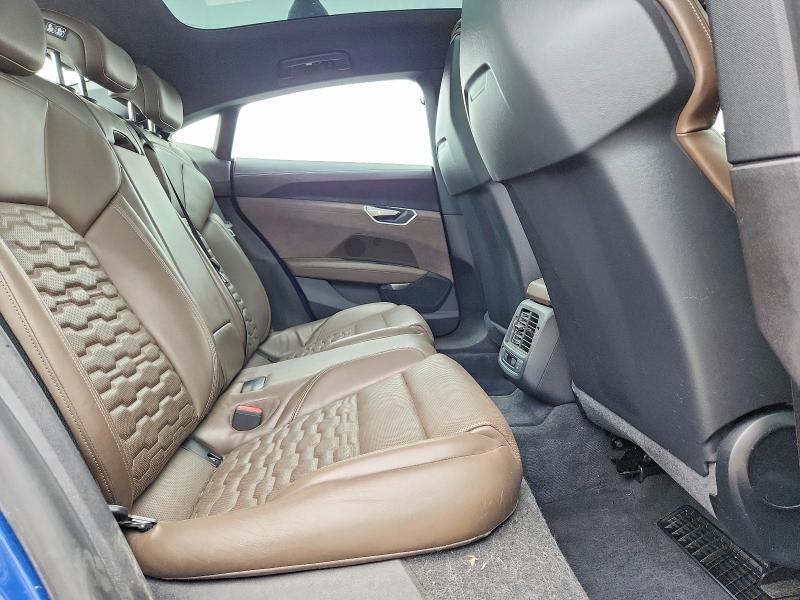 2024 Audi E-tron Gt მანქანა იყიდება აუქციონზე, vin: WAUFJBFW9R7002555, აუქციონის ნომერი: 53503686