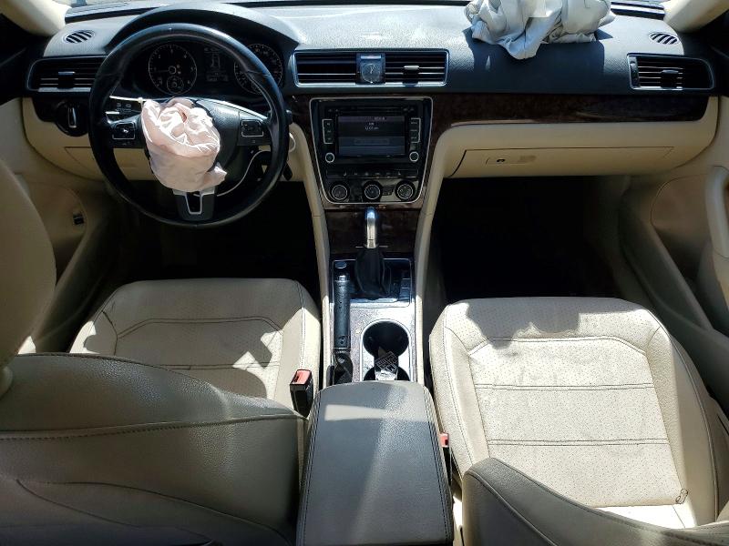 53752756 :رقم المزاد ، 1VWBV7A33FC038743 vin ، 2015 Volkswagen Passat مزاد بيع