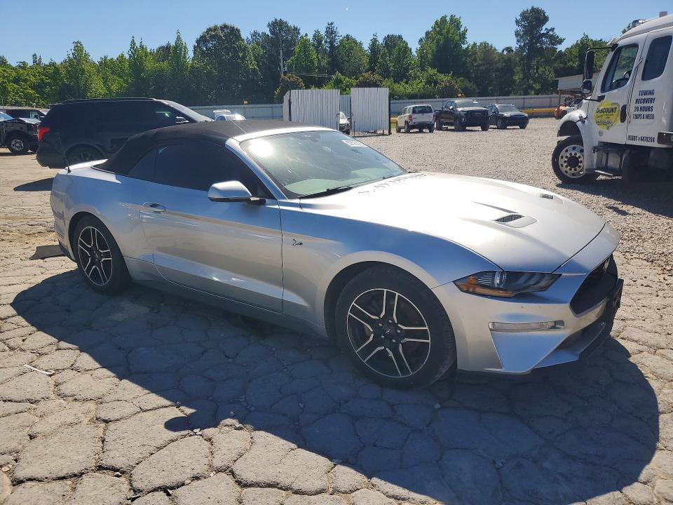 53693896 :رقم المزاد ، 1FATP8UH4J5155541 vin ، 2018 Ford Mustang مزاد بيع