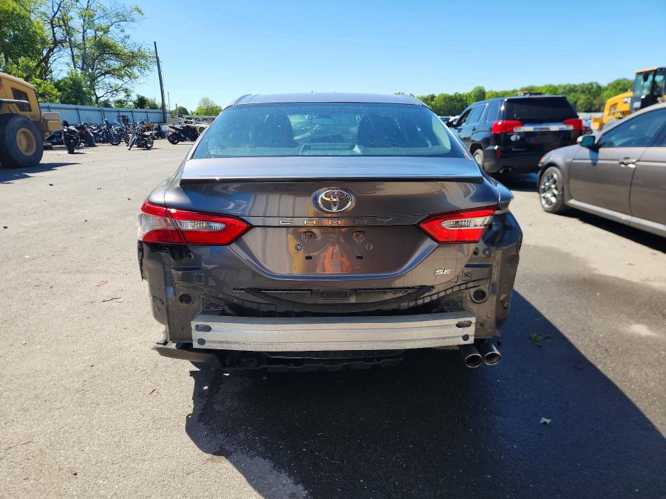 Auction sale of the 2018 Toyota Camry, vin: 4T1B11HK0JU562424, lot number: 53074076