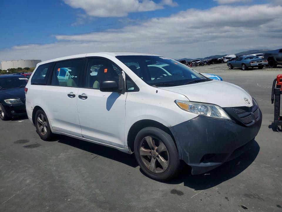 Aukcja sprzedaży 2013 Toyota Sienna, vin: 5TDZK3DC9DS323411, numer aukcji: 52748536