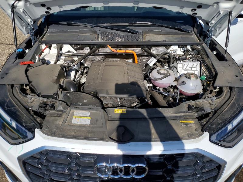 54149016 :رقم المزاد ، WA1E2AFY2M2046243 vin ، 2021 Audi Q5 E مزاد بيع