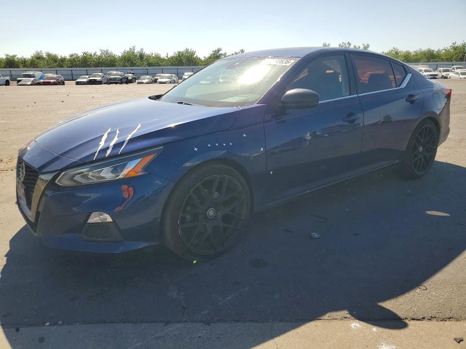 Продажа на аукционе авто 2020 Nissan Altima, vin: 1N4BL4CV9LC242504, номер лота: 52890836