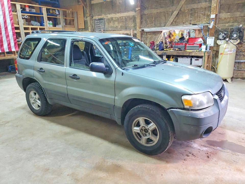 52650826 :رقم المزاد ، 1FMYU02Z67KA12148 vin ، 2007 Ford Escape مزاد بيع