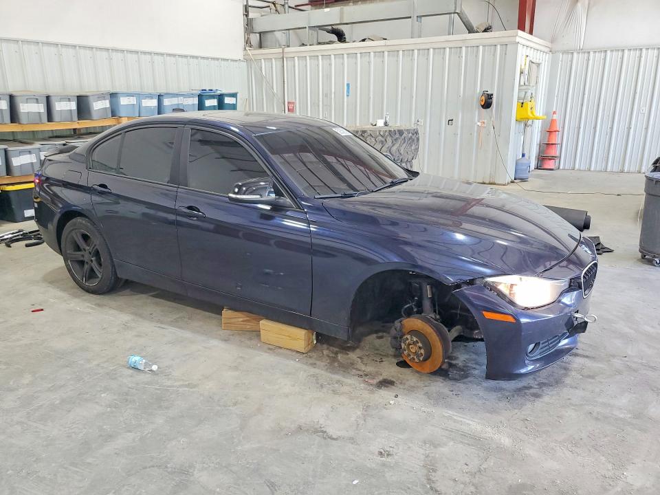 52538826 :رقم المزاد ، WBA3C3C57EP660769 vin ، 2014 Bmw 320 مزاد بيع