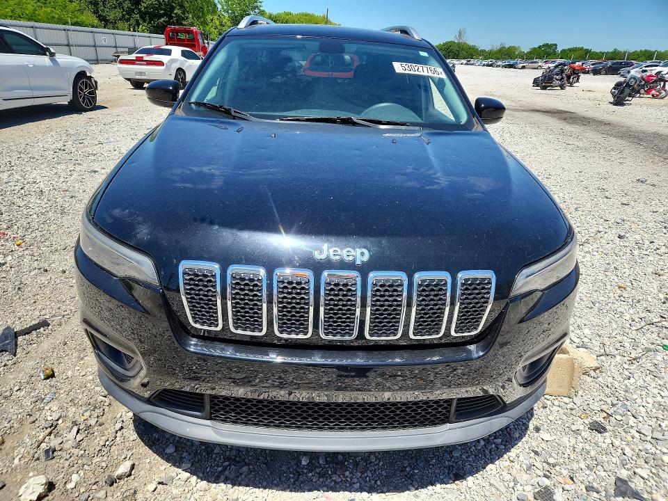 53027766 :رقم المزاد ، 1C4PJLCB5KD376554 vin ، 2019 Jeep Cherokee مزاد بيع