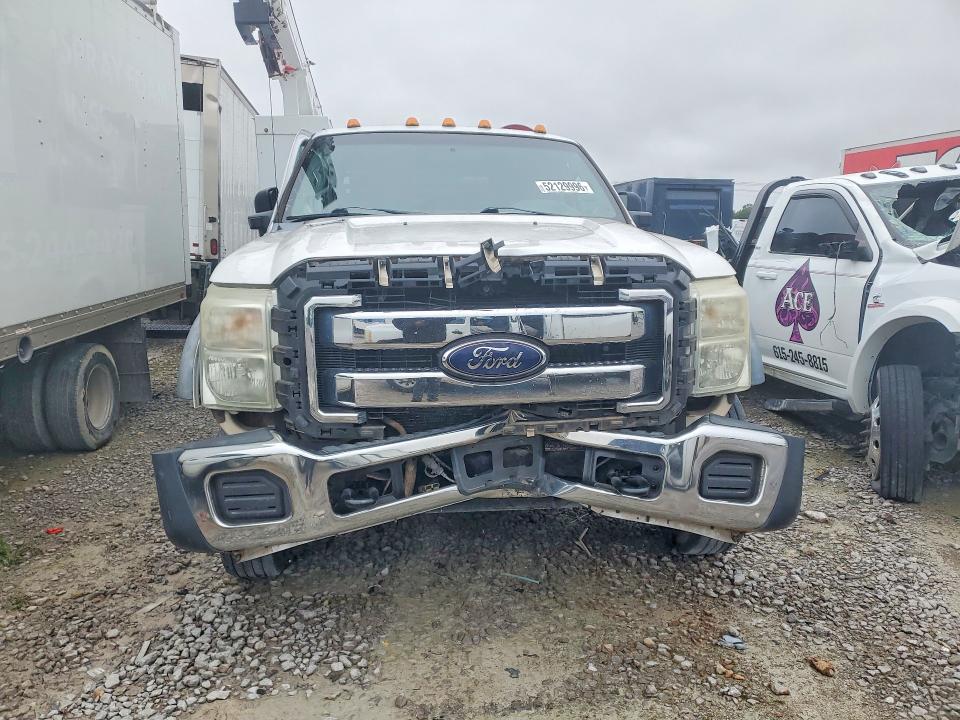 52129996 :رقم المزاد ، 1FD0X5HY6CEA71676 vin ، 2012 Ford F550 مزاد بيع