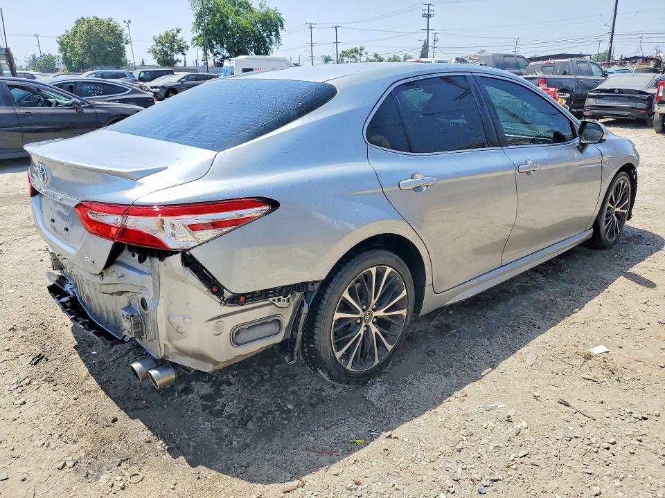 Продаж на аукціоні авто 2018 Toyota Camry, vin: 4T1B11HK1JU649586, номер лоту: 54278976
