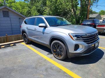 2024 Volkswagen Atlas მანქანა იყიდება აუქციონზე, vin: 1V2WR2CA3RC553042, აუქციონის ნომერი: 52455666