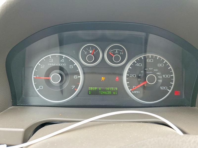 54215696 :رقم المزاد ، 3FAFP08136R228379 vin ، 2006 Ford Fusion مزاد بيع