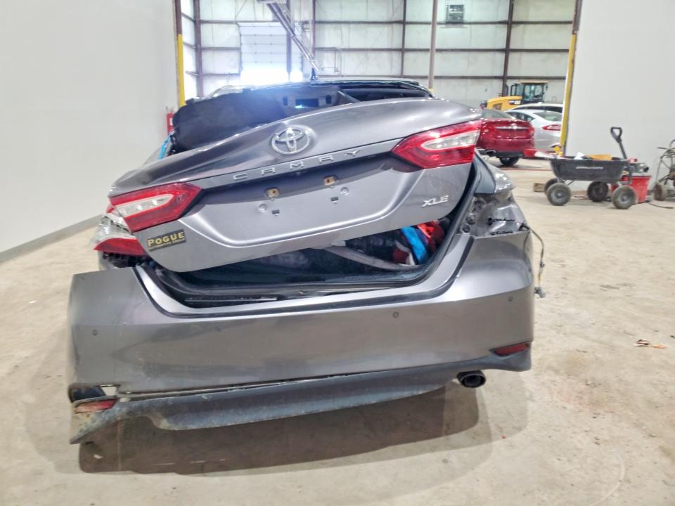 2018 Toyota Camry მანქანა იყიდება აუქციონზე, vin: 4T1BZ1HK0JU005439, აუქციონის ნომერი: 52326476