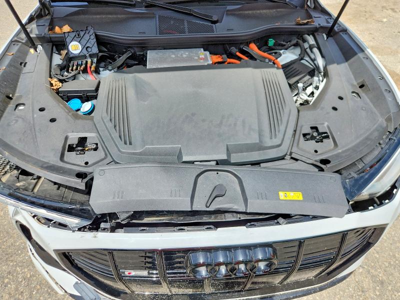 Продажа на аукционе авто 2022 Audi E-tron, vin: WA12ABGE4NB009387, номер лота: 55418986