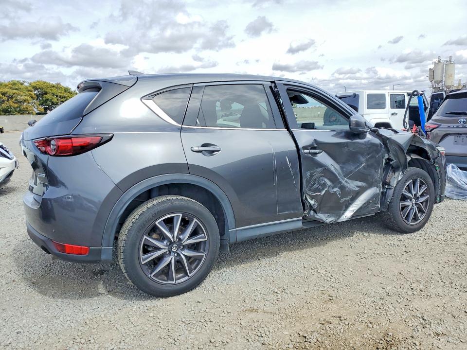 Продажа на аукционе авто 2018 Mazda Cx-5, vin: JM3KFBDMXJ0385107, номер лота: 51115396