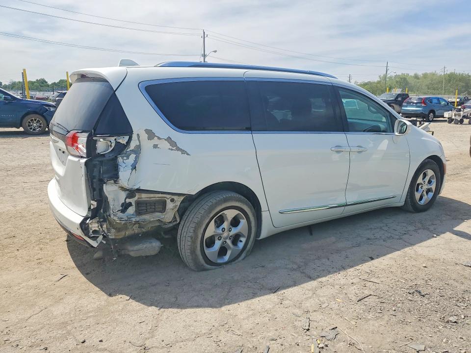 2017 Chrysler Pacifica მანქანა იყიდება აუქციონზე, vin: 2C4RC1EG3HR578265, აუქციონის ნომერი: 55372936