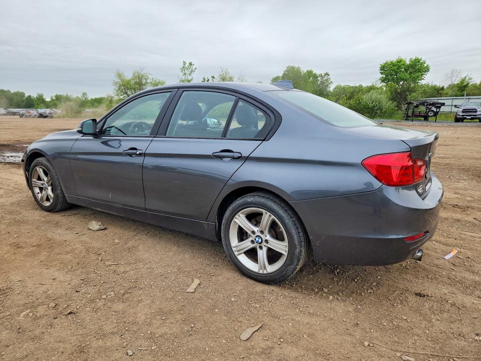 52188056 :رقم المزاد ، WBA3C3C53EF987319 vin ، 2014 Bmw 320 مزاد بيع