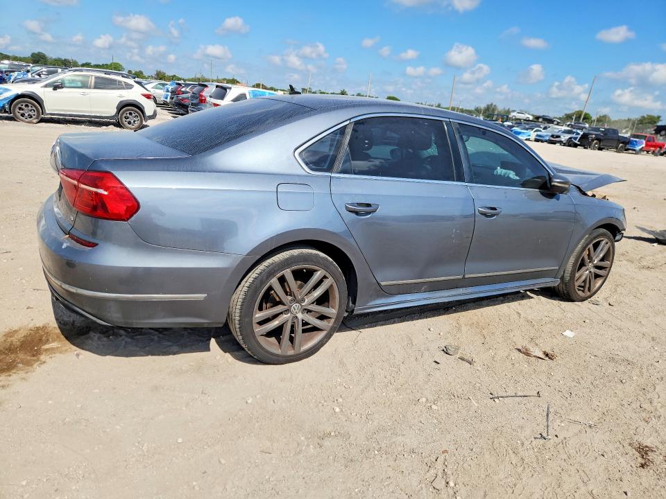 51141626 :رقم المزاد ، 1VWAS7A36GC063691 vin ، 2016 Volkswagen Passat مزاد بيع