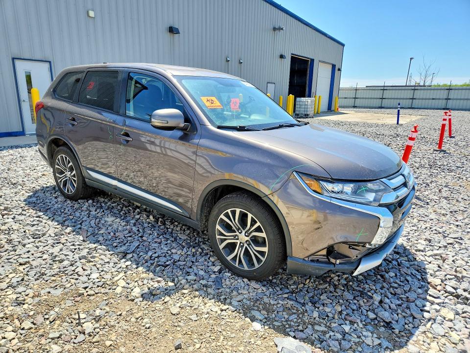 Продажа на аукционе авто 2018 Mitsubishi Outlander, vin: JA4AZ3A30JZ013231, номер лота: 54891576