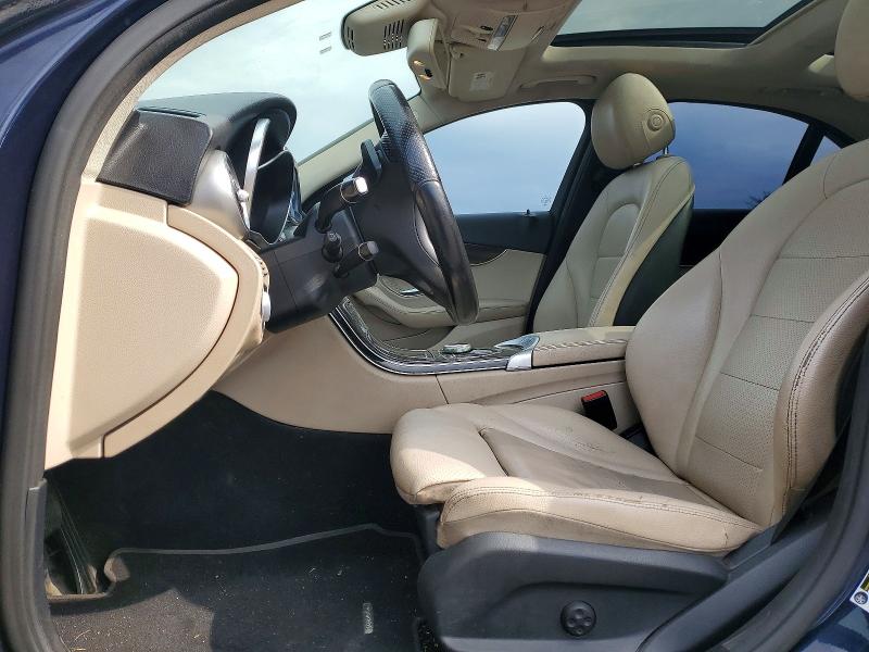 53240426 :رقم المزاد ، 55SWF4KB6HU210712 vin ، 2017 Mercedes-benz C مزاد بيع