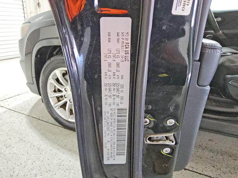 Продаж на аукціоні авто 2019 Jeep Cherokee, vin: 1C4PJLCB4KD326857, номер лоту: 52942826