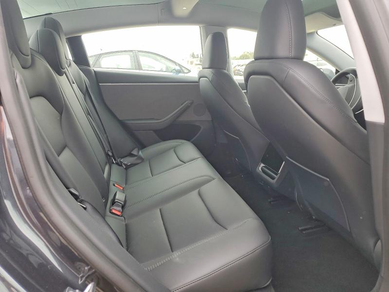 52429006 :رقم المزاد ، 5YJ3E1EA5SF040875 vin ، 2025 Tesla Model 3 مزاد بيع