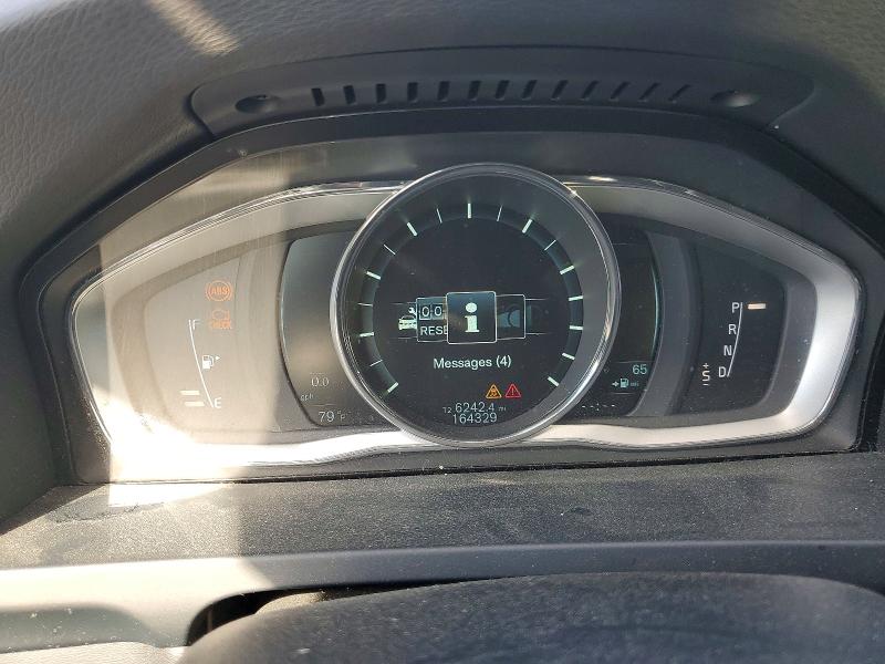 41631096 :رقم المزاد ، YV1612TD9F2306557 vin ، 2015 Volvo S60 مزاد بيع