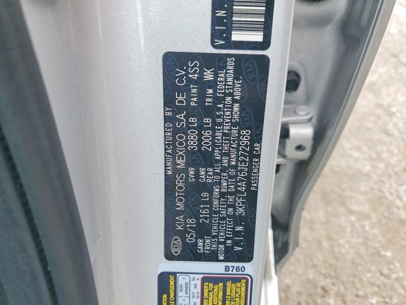 52225316 :رقم المزاد ، 3KPFL4A76JE272968 vin ، 2018 Kia Forte مزاد بيع