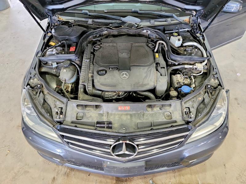 2014 Mercedes-benz C მანქანა იყიდება აუქციონზე, vin: WDDGF8AB2ER315208, აუქციონის ნომერი: 52306806