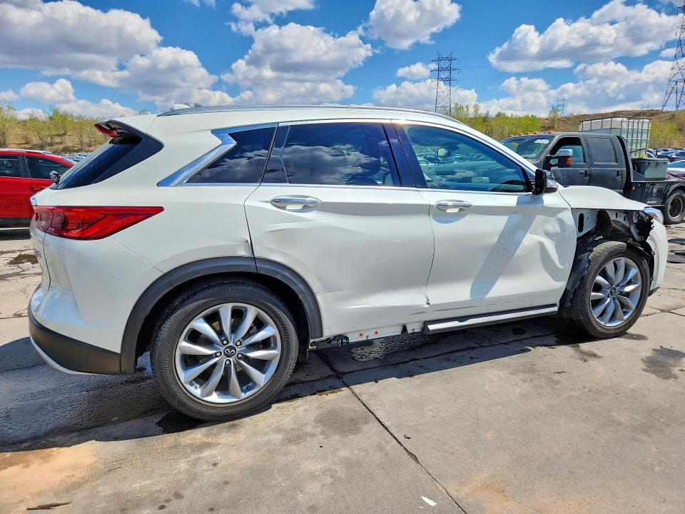 52203526 :رقم المزاد ، 3PCAJ5M38LF104700 vin ، 2020 Infiniti Qx50 مزاد بيع