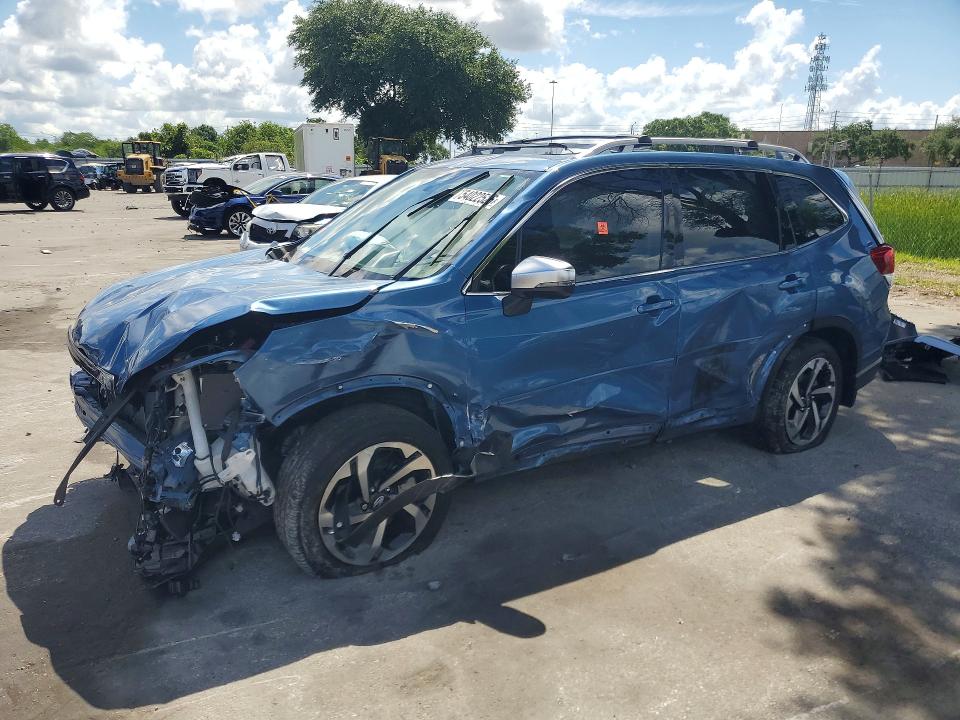 Продаж на аукціоні авто 2022 Subaru Forester, vin: JF2SKARCXNH451243, номер лоту: 54022526