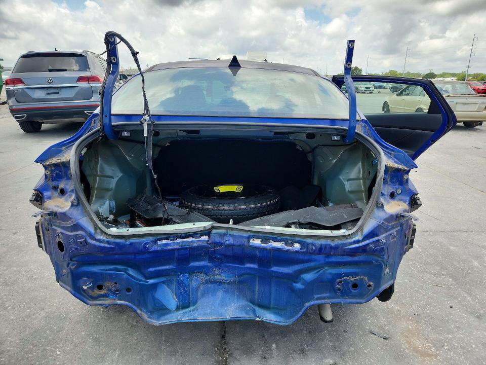 2022 Hyundai Elantra მანქანა იყიდება აუქციონზე, vin: KMHLL4AG9NU217677, აუქციონის ნომერი: 53401786