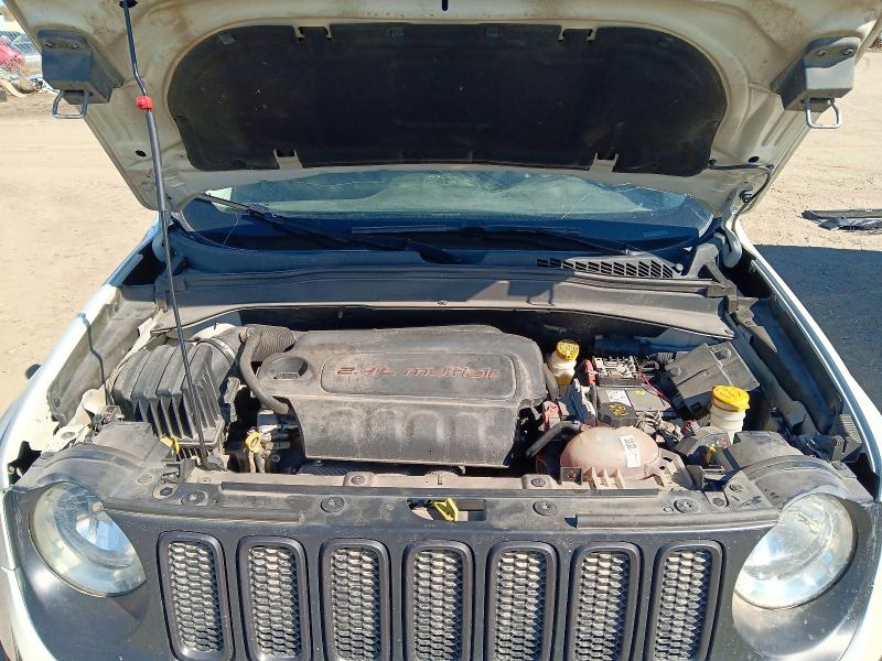 54013546 :رقم المزاد ، ZACCJBCT0FPB63220 vin ، 2015 Jeep Renegade مزاد بيع