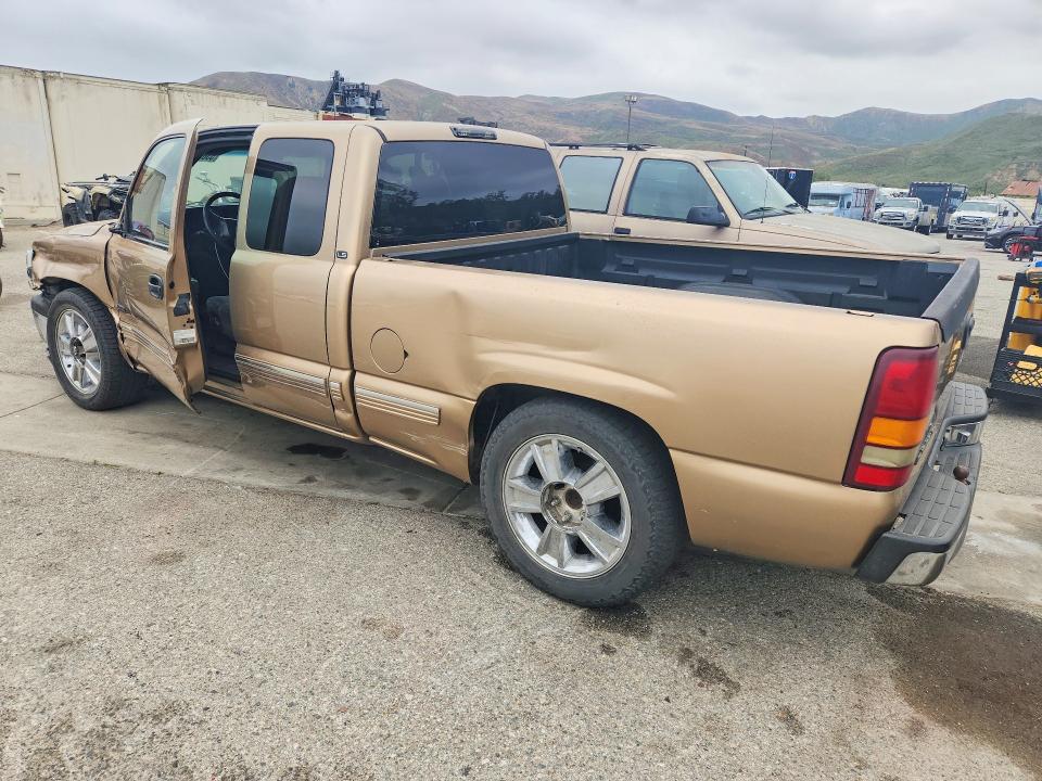 2001 Chevrolet Silverado მანქანა იყიდება აუქციონზე, vin: 2GCEC19V411239266, აუქციონის ნომერი: 53657766