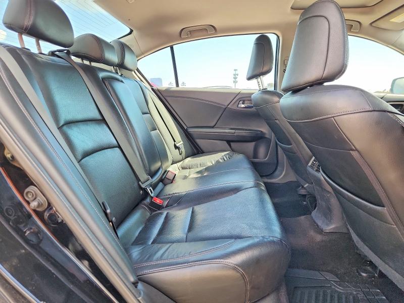 Продажа на аукционе авто 2016 Honda Accord, vin: 1HGCR2F88GA142632, номер лота: 54062856