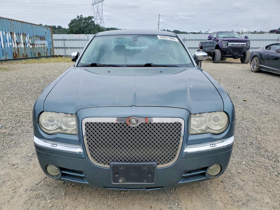 52031006 :رقم المزاد ، 2C3LA63H96H139129 vin ، 2006 Chrysler 300c مزاد بيع