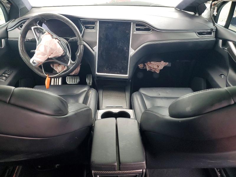 54983076 :رقم المزاد ، 5YJXCBE48JF081233 vin ، 2018 Tesla Model X مزاد بيع