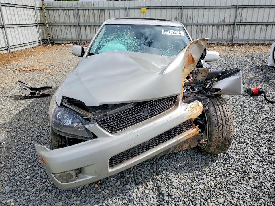55739276 :رقم المزاد ، JTHBD192150099117 vin ، 2005 Lexus Is مزاد بيع