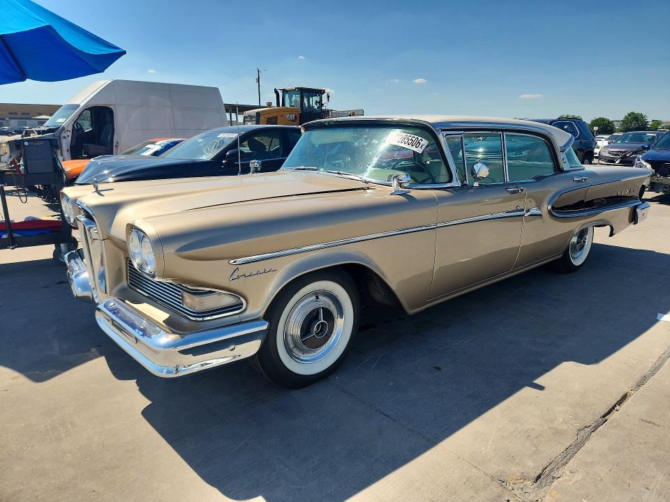 53285506 :رقم المزاد ، X8SX704466 vin ، 1958 Ford Sadan مزاد بيع
