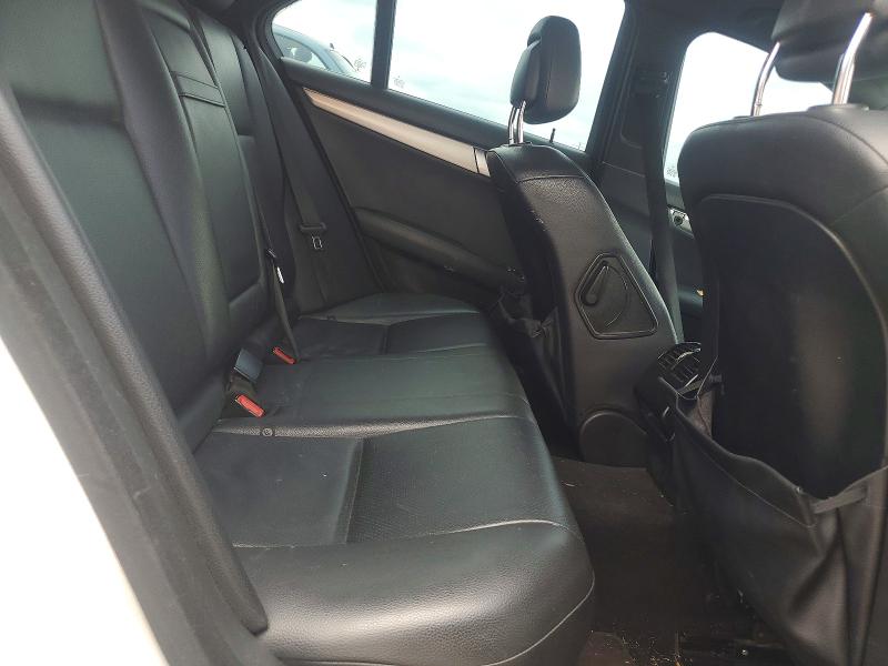 Продаж на аукціоні авто 2014 Mercedes-benz C, vin: WDDGF4HB0EG206823, номер лоту: 52289936