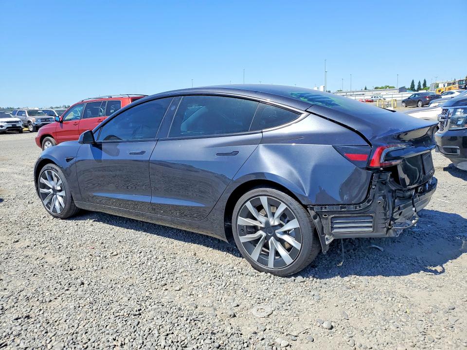 52415626 :رقم المزاد ، 5YJ3E1EA2SF891807 vin ، 2025 Tesla Model 3 مزاد بيع