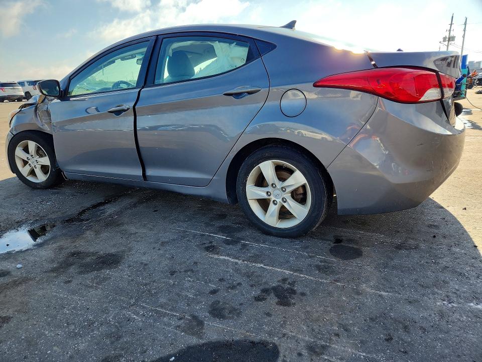 53323126 :رقم المزاد ، 5NPDH4AE9CH078277 vin ، 2012 Hyundai Elantra مزاد بيع