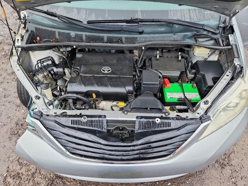 2011 Toyota Sienna მანქანა იყიდება აუქციონზე, vin: 5TDKK3DC9BS046614, აუქციონის ნომერი: 54666166