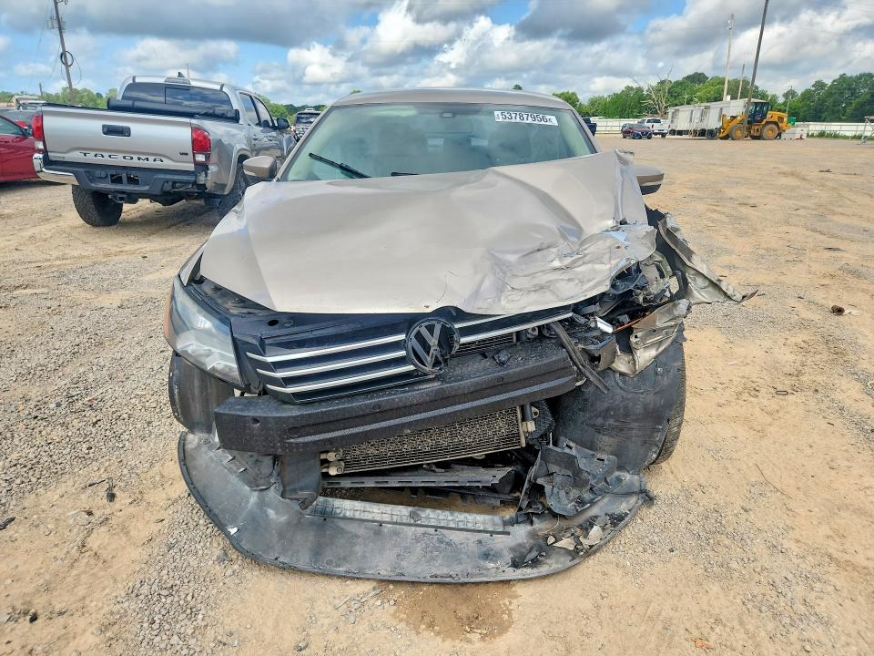 Продаж на аукціоні авто 2015 Volkswagen Passat, vin: 1VWBS7A38FC054431, номер лоту: 53787956