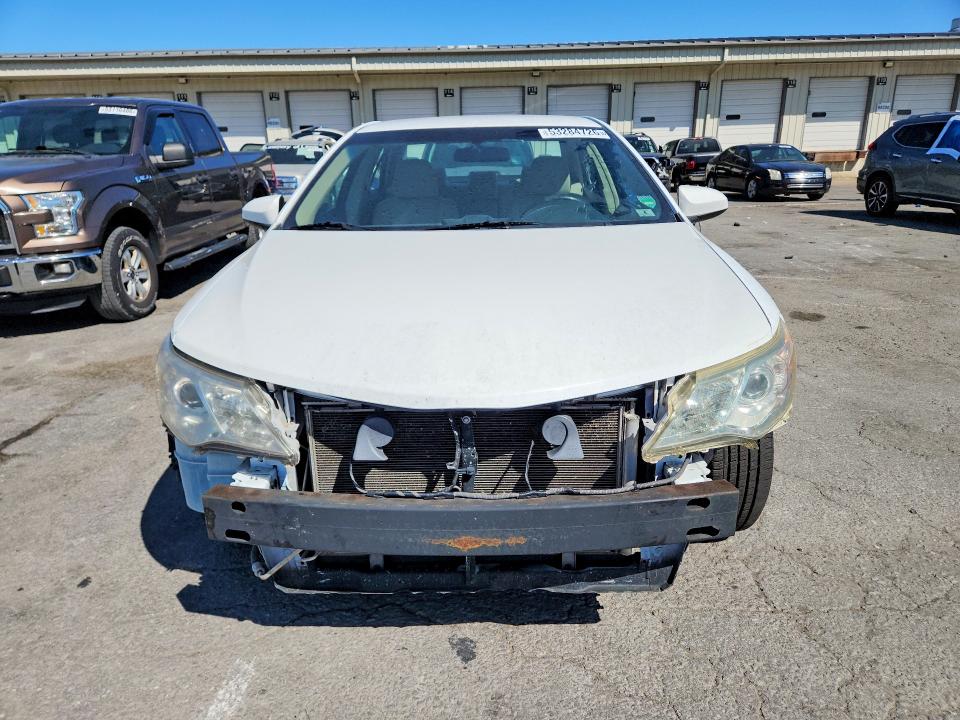 53284726 :رقم المزاد ، 4T1BF1FK2CU570242 vin ، 2012 Toyota Camry مزاد بيع