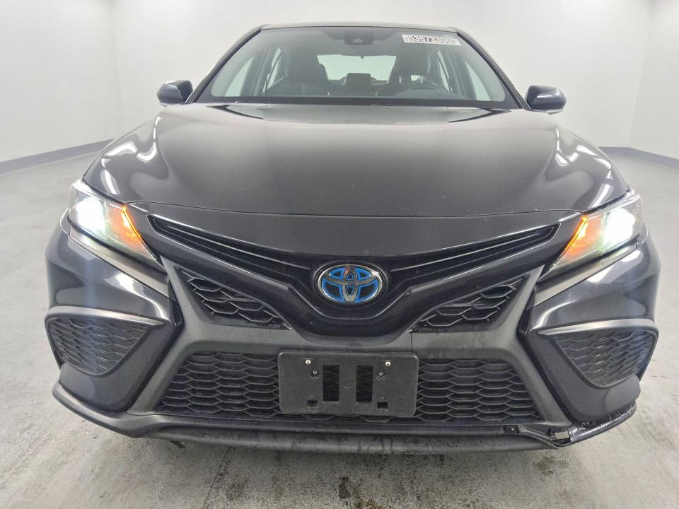 53573306 :رقم المزاد ، 4T1G31AK8PU048839 vin ، 2023 Toyota Camry Hybrid مزاد بيع