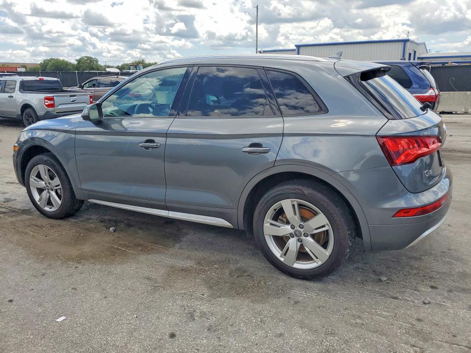 53626526 :رقم المزاد ، WA1ANAFY9J2012933 vin ، 2018 Audi Q5 مزاد بيع