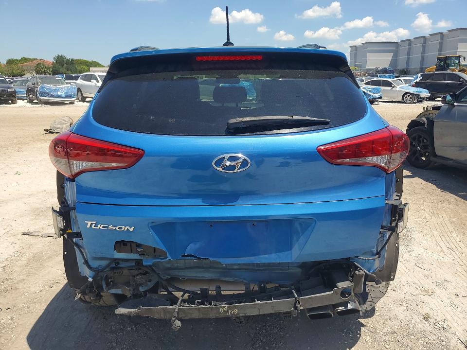 52240396 :رقم المزاد ، KM8J33A26HU560893 vin ، 2017 Hyundai Tucson مزاد بيع